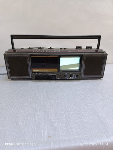 Ghettoblaster boombox - /,