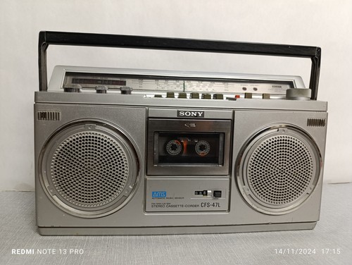 Ghettoblaster boombox sony - /,